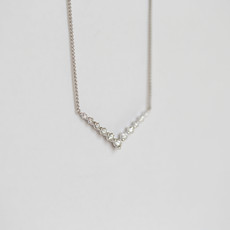 American Jewelry 14K White Gold .59ctw Diamond V Necklace 16"