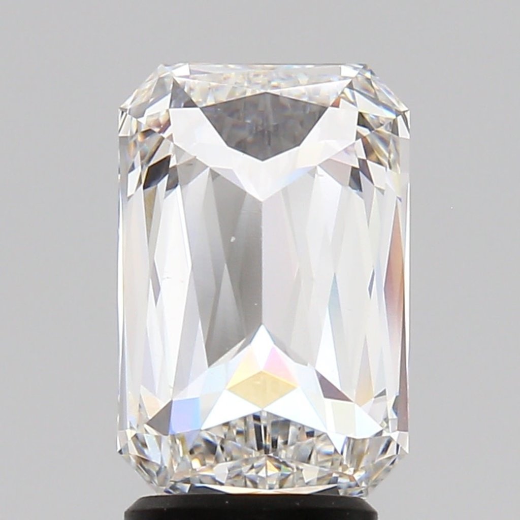 American Jewelry 3.27ct G/VS1 IGI Lab Grown Modified Emerald Cut Loose Diamond