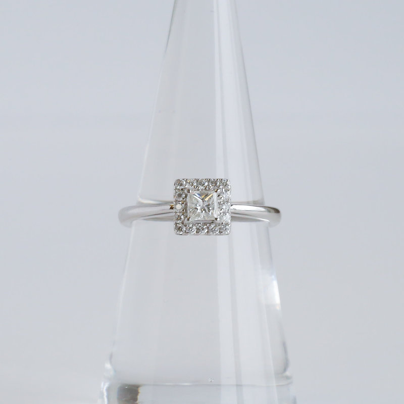 American Jewelry 14k White Gold 3/8ctw Diamond Princess Halo Engagement Ring