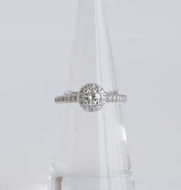 American Jewelry 14k White Gold .61ctw (.33ct Round Center) Diamond Halo Engagement Ring