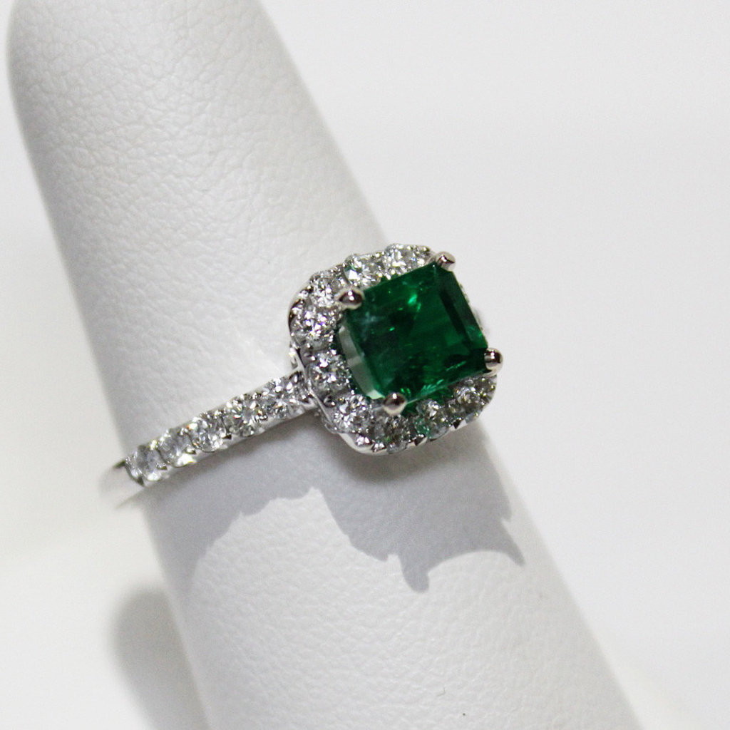 American Jewelry 18k White Gold 1.10ct Emerald & .58ctw Diamond Halo Ring