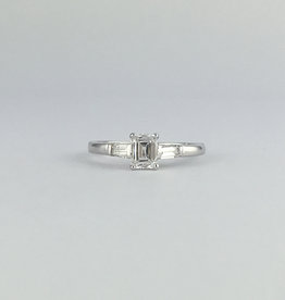American Jewelry 14k White Gold .87ctw (.57ct G/SI1 Emerald Cut) Diamond Engagement Ring (Size 6)