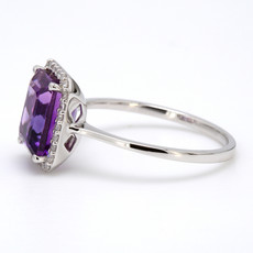 American Jewelry 14k White Gold 2.20ct Amethyst & .18ctw Diamond Halo Ladies Ring (Size 7)