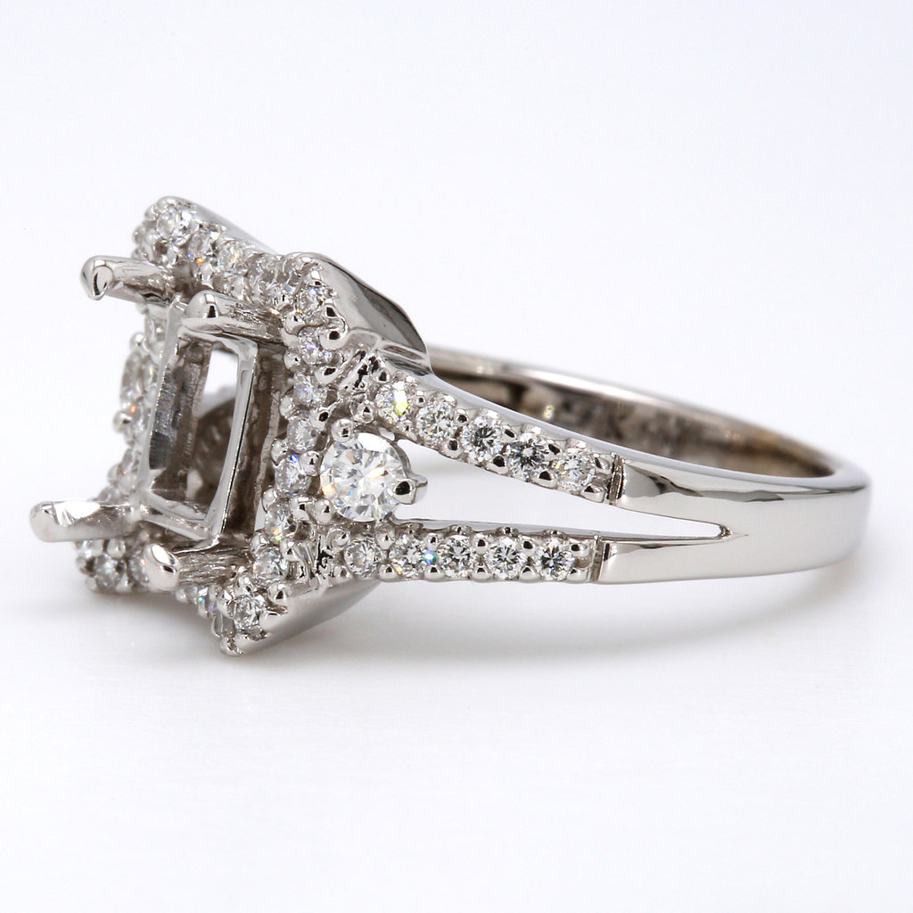 American Jewelry 14k White Gold 1.12ctw Diamond Halo Semi Mount Engagement Ring (Size 6.5)