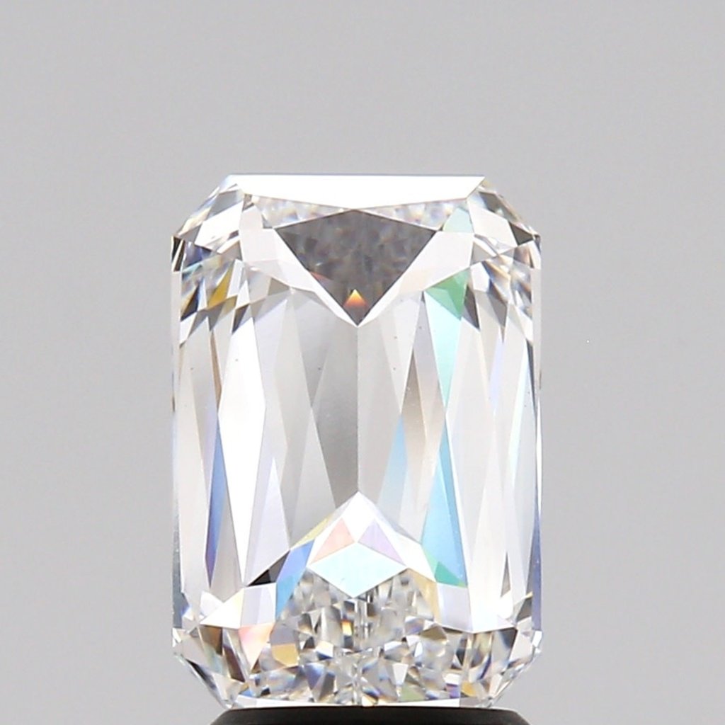 American Jewelry 3.02ct E/VS1 IGI Lab Grown Modified Rectangular Loose Diamond