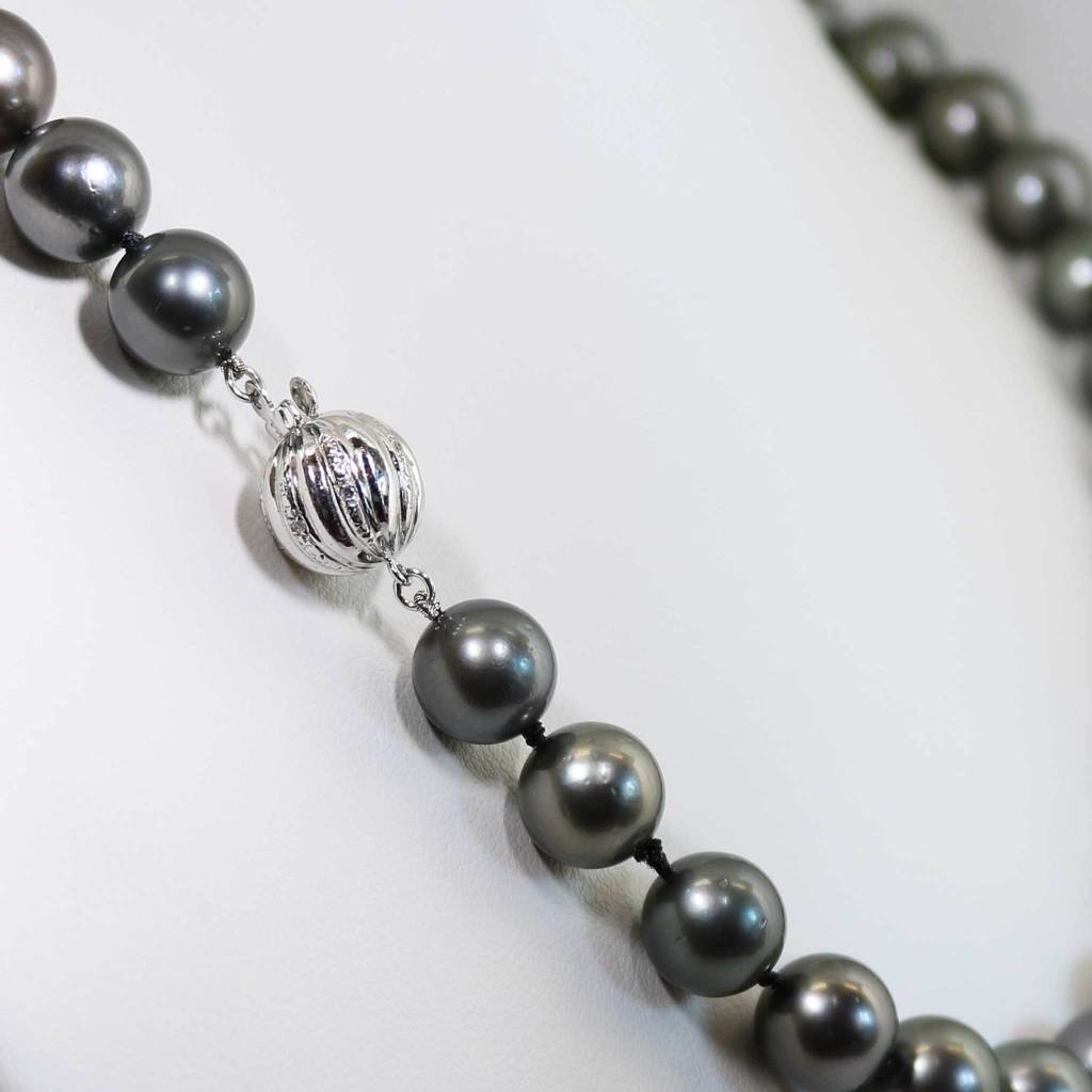 American Jewelry 19" Black Tahitian Pearl Strand Necklace with Pearls Graduating from 10mm to 13mm & 14K White Gold Diamond Clasp