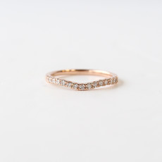 American Jewelry 14K Rose Gold 1/4ctw Diamond Curved Wedding Band (Size 6.75)