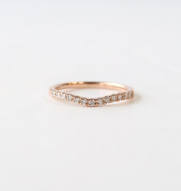 American Jewelry 14K Rose Gold 1/4ctw Diamond Curved Wedding Band (Size 6.75)