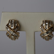 American Jewelry 14k Yellow Gold Baguette Diamond Estate Lever Back Earrings