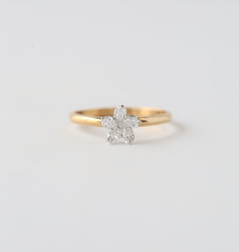 American Jewelry 14K Yellow Gold 3/4ctw Diamond Flower Ring (Size 7.5)
