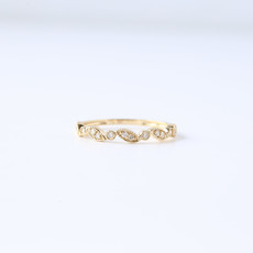 American Jewelry 14K Gold Diamond Mil-grain Tilted Stackable Band (.11ctw)