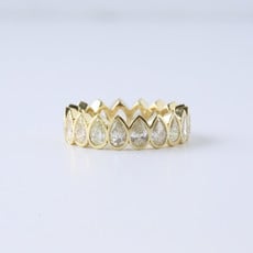 American Jewelry 18K Yellow Gold 3.19ctw Diamond Pear Bezel Set Eternity Band (Size 6)