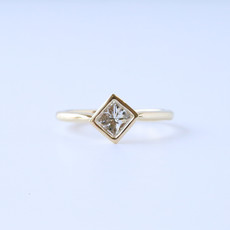 American Jewelry 14K Yellow Gold .70ct Bezel Set Princess Cut Diamond Ring (Size 7)