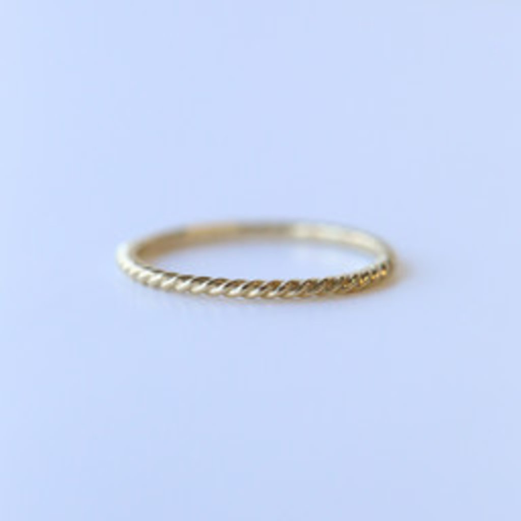 American Jewelry American Classic Barely There Twist Band