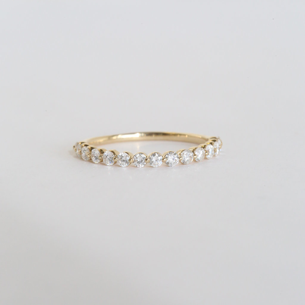 American Jewelry American Classic Round Single Prong Band