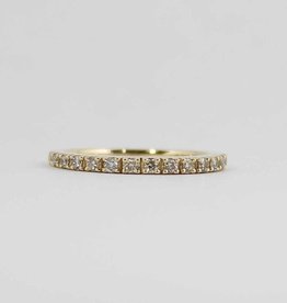 American Jewelry 14k Yellow Gold .27ctw Round Brilliant Diamond Ladies Stackable Wedding Band (Size 6.5)
