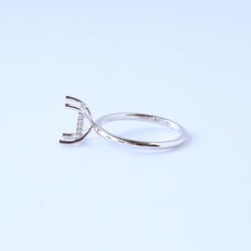 American Jewelry 14K White Gold .07ctw Emerald Diamond Hidden Halo Semi-Mount Engagement Ring (Size 6.5)