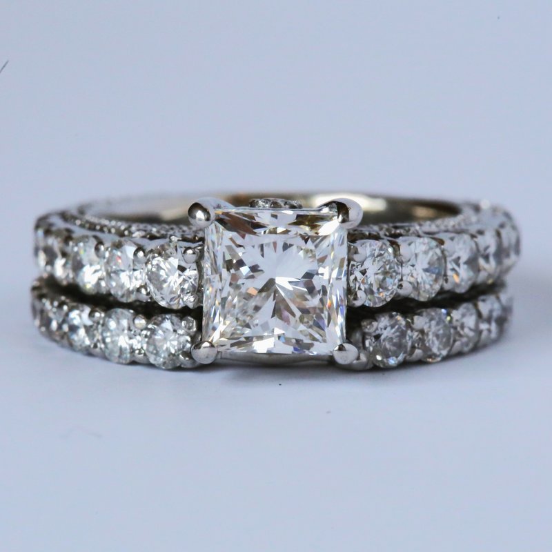 American Jewelry ESTATE 18k Whi3.37ctw (1.51ctr) GIA G/VS1 Princess & Round Brilliant Solitaire Engagement Ring Wedding Band Set (Size 5)