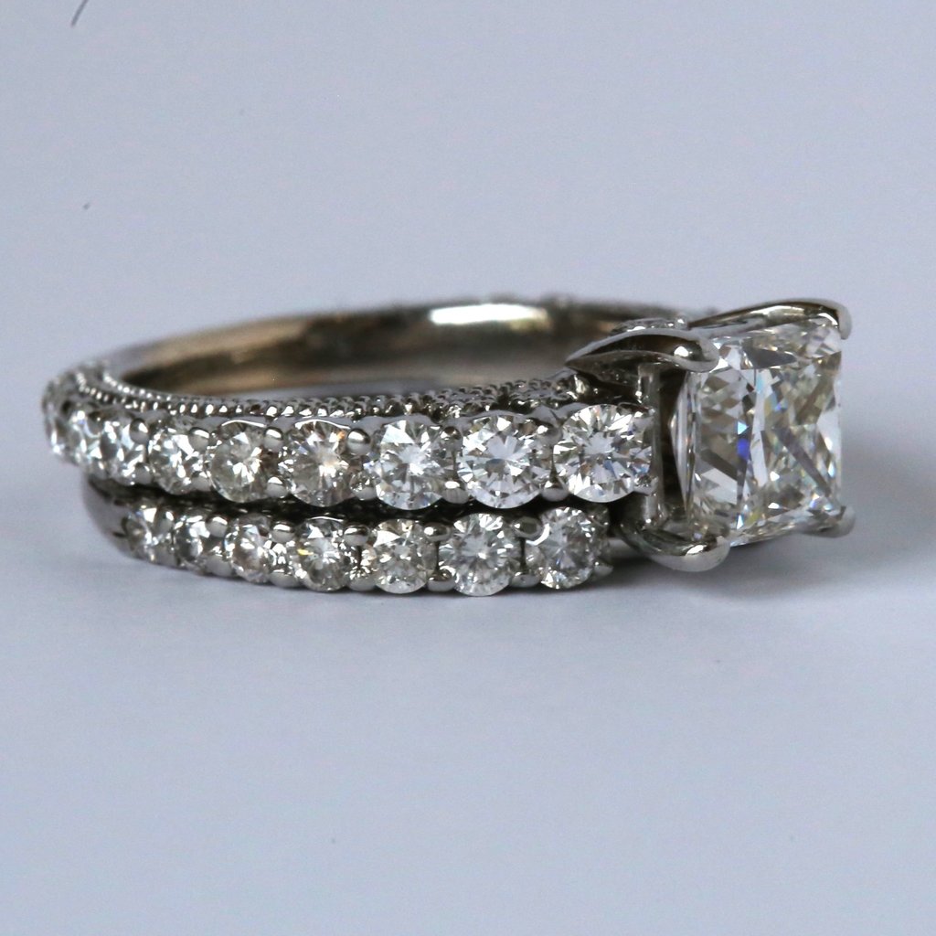 American Jewelry ESTATE 18k Whi3.37ctw (1.51ctr) GIA G/VS1 Princess & Round Brilliant Solitaire Engagement Ring Wedding Band Set (Size 5)