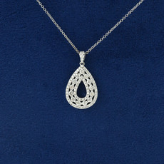 American Jewelry 14K White Gold 1.04ctw Diamond Triple Row Pear Shape Necklace (16"