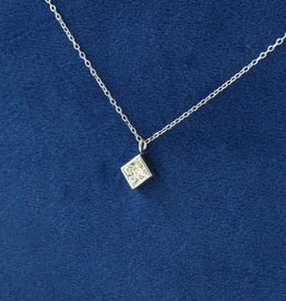 American Jewelry 14K White Gold 1/2ctw Diamond Bezel Set Princess Cut Solitaire Necklace (18")