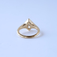 American Jewelry 14K Yellow Gold 1.82ct G/I2 Diamond Marquise Bezel Set Ring (Size 5.5)
