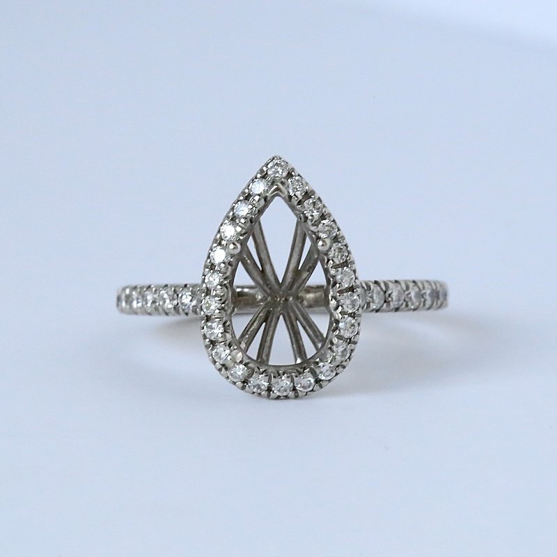 American Jewelry 14k White Gold .60ctw Round Brilliant Diamond Pear Shape Halo Semi Mount Engagement Ring (Size 5.25)