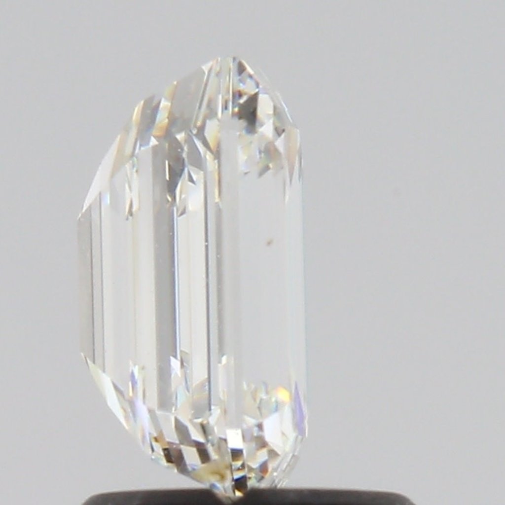 American Jewelry 1.53ct G/VS1 Emerald Cut Diamond