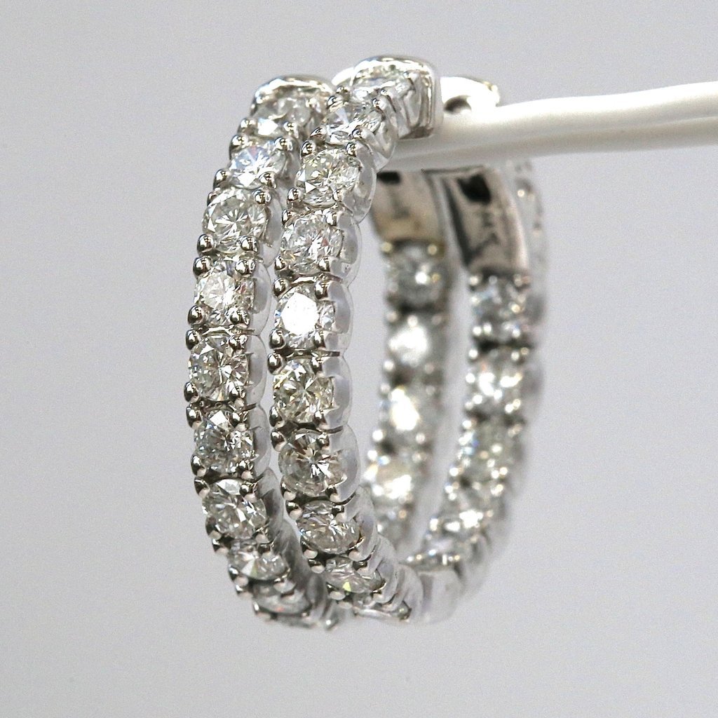 American Jewelry 14k White Gold 2.75ctw Round Brilliant Diamond Inside Out Hoop Earrings
