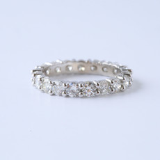 American Jewelry 14K White Gold 2ctw Diamond Eternity Band (Size 6)