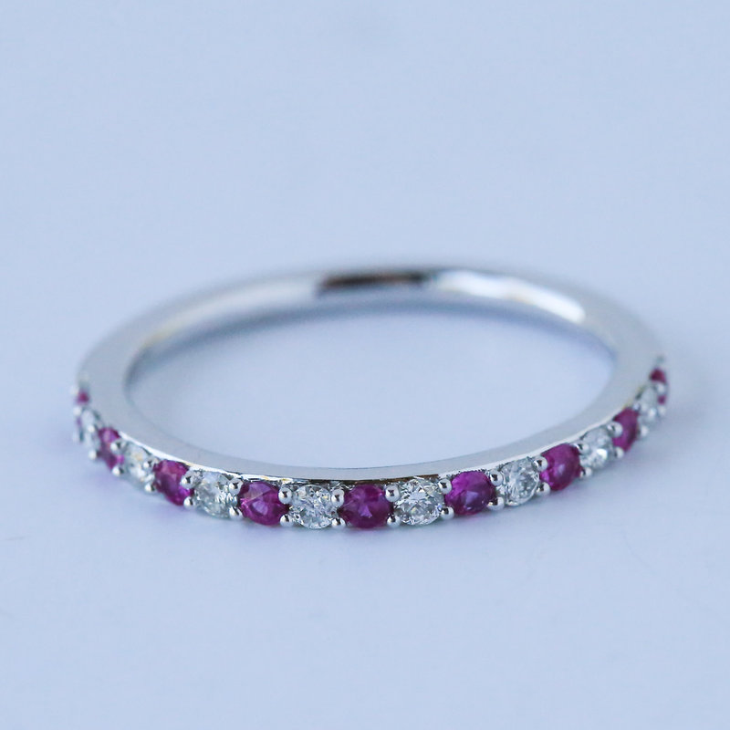 14k White Gold .20ctw Diamond and .22ctw Ruby Stackable Band (size 7)