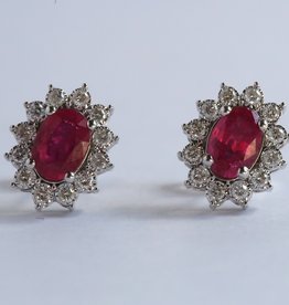 American Jewelry 14k White Gold .25ctw Round Brilliant Diamond 1.37ctw Oval Ruby Halo Stud Earrings
