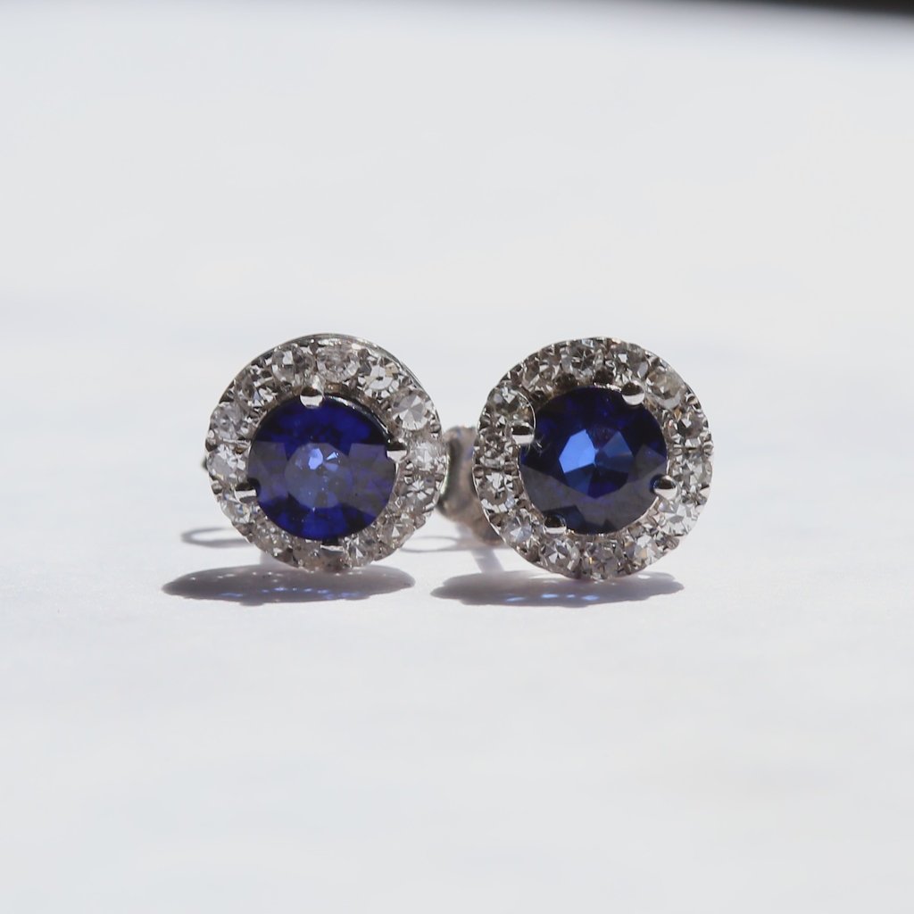 American Jewelry 14k White Gold 1/3ctw Round Brilliant Diamond Sapphire Halo Stud Earrings