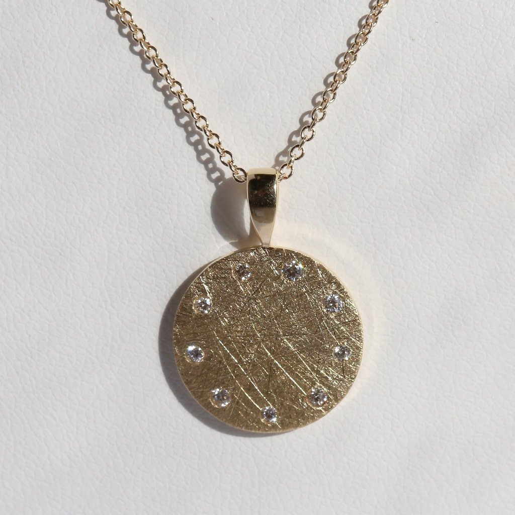 14k Yellow Gold .11ctw Round Brilliant Diamond Brushed Finish Disc Pendant Charm