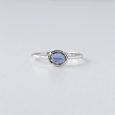 14k White Gold 1/2ct Sideways Oval Rosecut Teal Blue Sapphire Bezel Ring (Size 6.5)