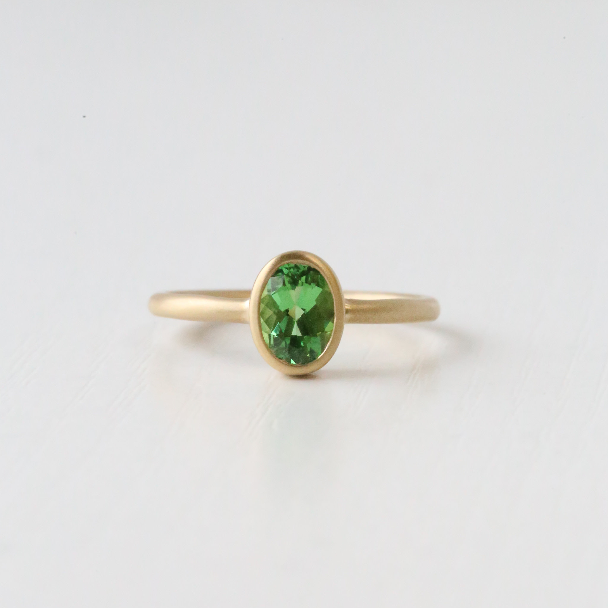 14k Yellow Gold Oval Tsavorite Garnet Bezel Satin Finish