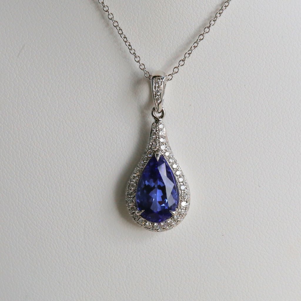 American Jewelry 14k White Gold 2.72ct Tanzanite & .40ctw Diamond Pear Shape Pave Halo Necklace