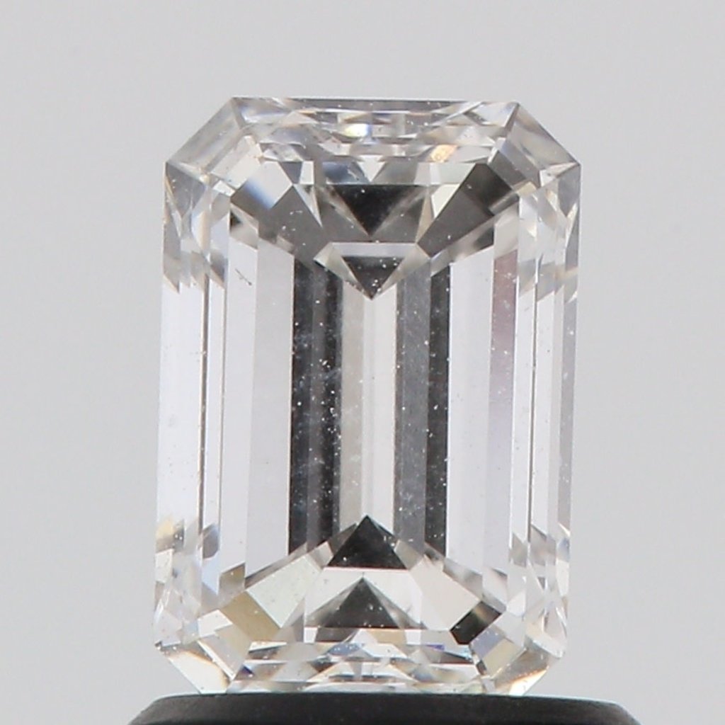 American Jewelry 1.00ct H/VS2 IGI Lab Grown Emerald Cut Loose Diamond