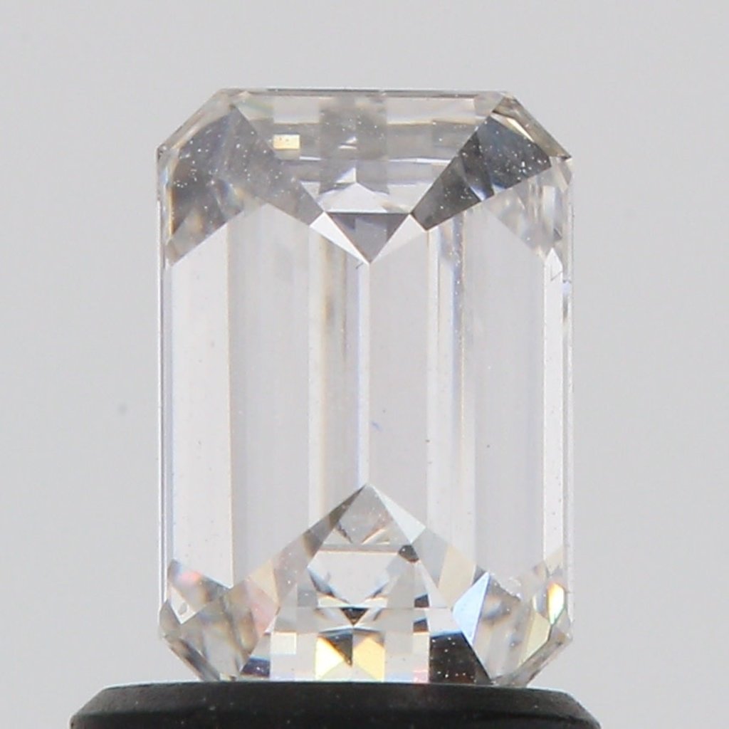 American Jewelry 1.00ct H/VS2 IGI Lab Grown Emerald Cut Loose Diamond