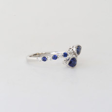 18k White Gold 0.28ctw Diamond 1.10ctw Blue Sapphire Wrap Ring (Size 7)