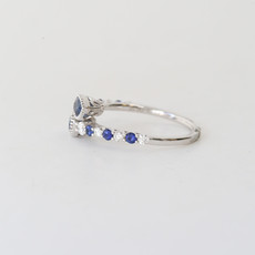 18k White Gold 0.28ctw Diamond 1.10ctw Blue Sapphire Wrap Ring (Size 7)