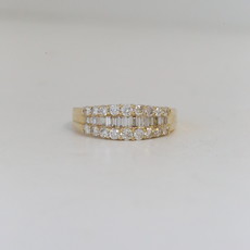 14k Yellow Gold 1.61ctw Round and Baguette Diamond Fashion Ring (size 7)