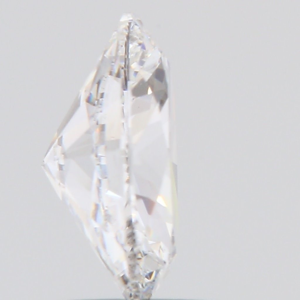 American Jewelry 1.51ct E/SI1 IGI Lab Grown Oval Diamond