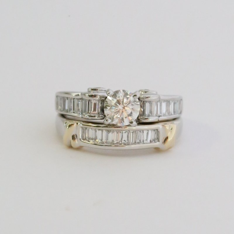 American Jewelry 14KW .76ct E/SI3 Round Brilliant Diamond w/ 1.52ctw Baguette & Round Brilliant Diamond Custom Semi Mount Wedding Set (Size 7)