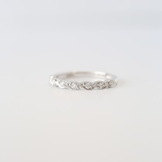 14k White Gold .14ctw Diamond Milgrain Stackable Band