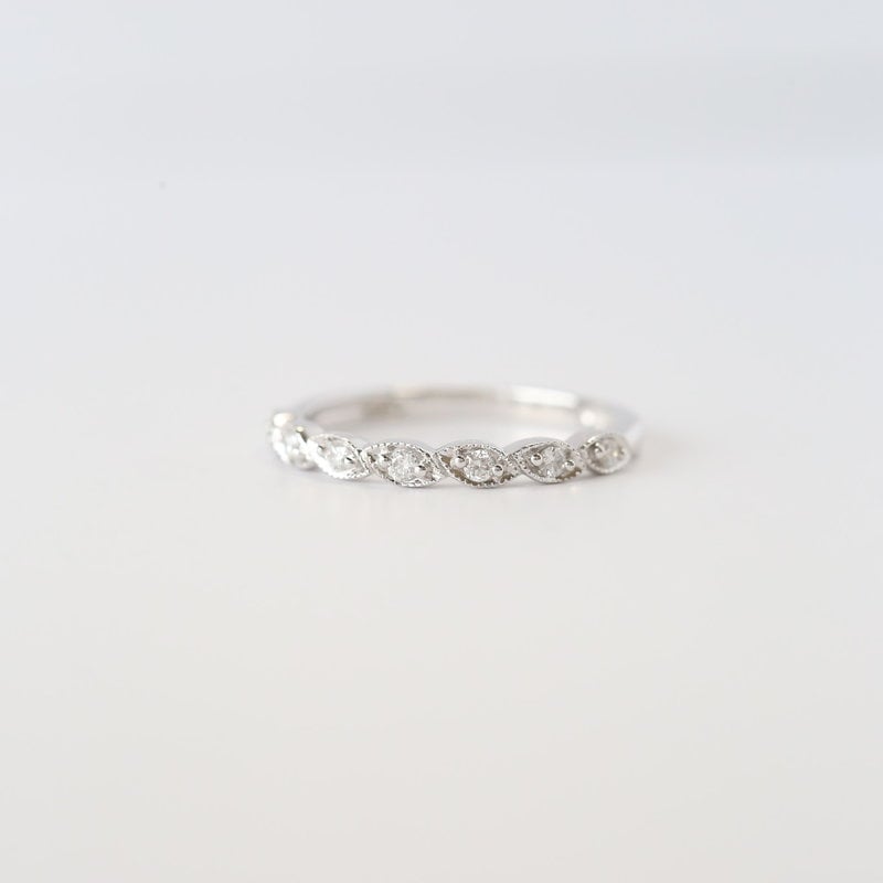 14k White Gold .14ctw Diamond Milgrain Stackable Band