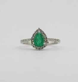 American Jewelry 14k White Gold 5/8ct Pear Emerald & 1/5ctw Diamond Halo Ladies Ring (Size 7)