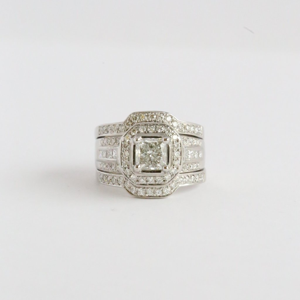 American Jewelry ESTATE 18k White Gold 2.52ctw (1.52 H/I1 Ctr) Quad Band Princess Halo Engagement Ring