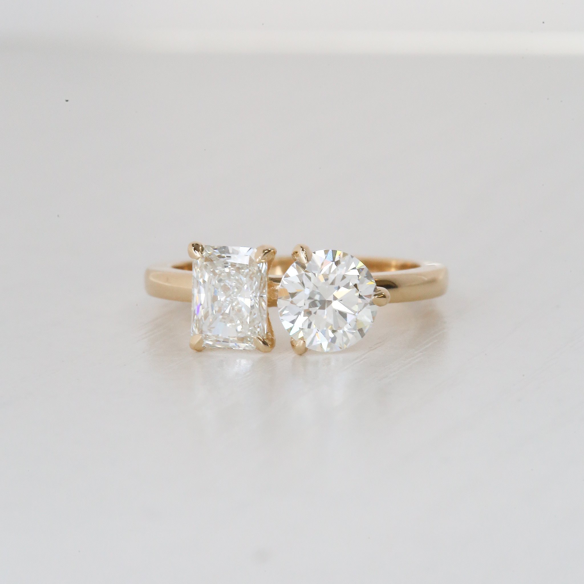 Radiant round sale diamond
