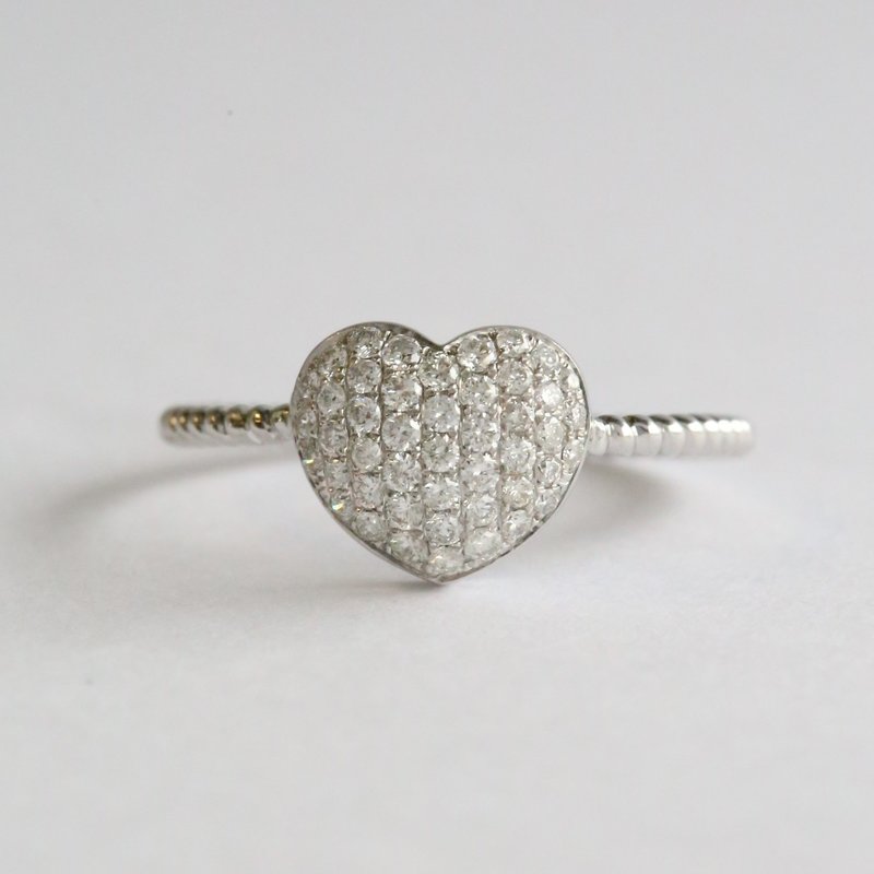 American Jewelry 14k White Gold .50ctw Diamond Puffy Pave Heart Beaded Ring (Size 7)